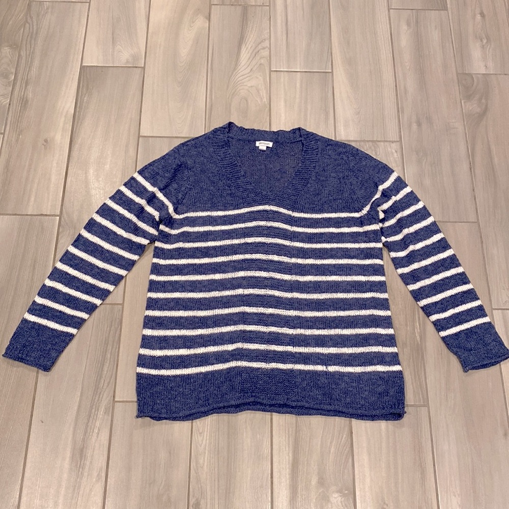 Westport sweater size L